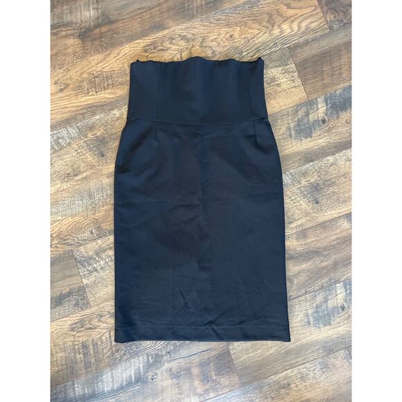 NIFE High Waisted Black, Fitted, Knee Length Pencil Skirt (2/EU36) - Picture 2 of 7